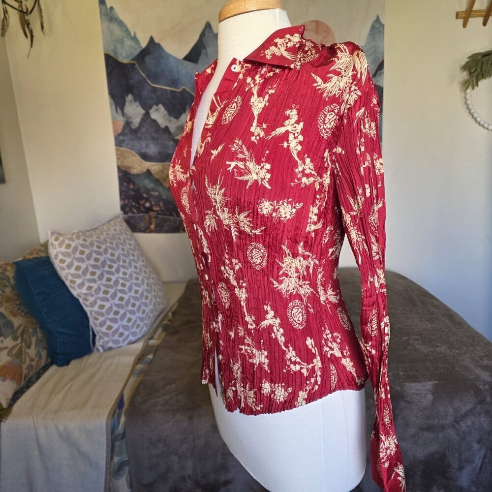 CrinkleRed - Picture 5 of 12